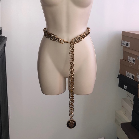 Gucci Babouska Double Chain Belt - Picture 2 of 6